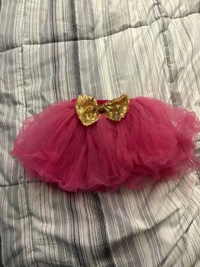 Hot Pink Tulle Tutu Skirt with Gold Sequin Bow